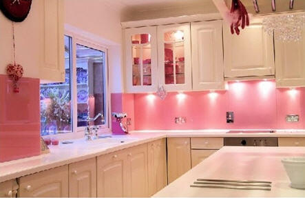 Sơn nhà bếp màu hồng mang vẻ đẹp mới lạ Sơn nhà bếp màu hồng mang vẻ đẹp mới lạ