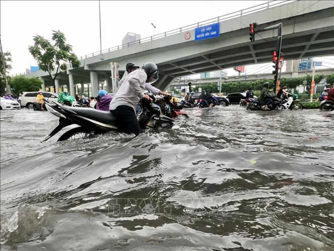 Nhìn lại chương trình chống ngập tại TP Hồ Chí Minh: Bài 2 - Còn không ít tồn tại - Ảnh 2