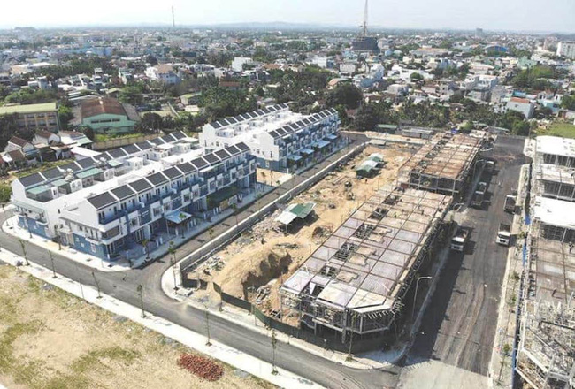 Dự án bị “lật kèo” ở Bình Dương: Thêm hàng chục tỷ đồng bị “rút ruột” trong dự án Võ Minh Đức - Ảnh 2. Dự án bị “lật kèo” ở Bình Dương: Thêm hàng chục tỷ đồng bị “rút ruột” trong dự án Võ Minh Đức - Ảnh 2.