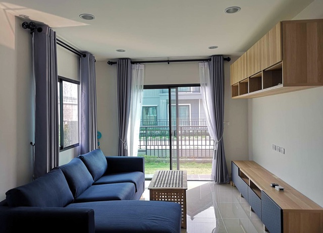 Mua nhà xây sẵn chung sổ đỏ, vợ chồng trẻ dở khóc dở cười - 2 Mua nhà xây sẵn chung sổ đỏ, vợ chồng trẻ dở khóc dở cười - 2