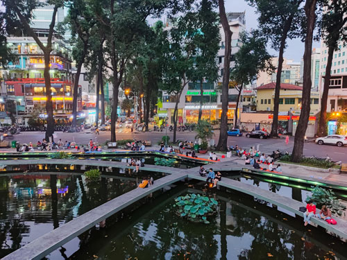 Mở rộng phố đi bộ: Chưa hết băn khoăn - Ảnh 1. Mở rộng phố đi bộ: Chưa hết băn khoăn - Ảnh 1.