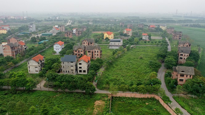 Hàng loạt dự án ôm đất bỏ hoang ở Hà Nội lại vào tầm ngắm - Ảnh 1. Hàng loạt dự án ôm đất bỏ hoang ở Hà Nội lại vào tầm ngắm - Ảnh 1.