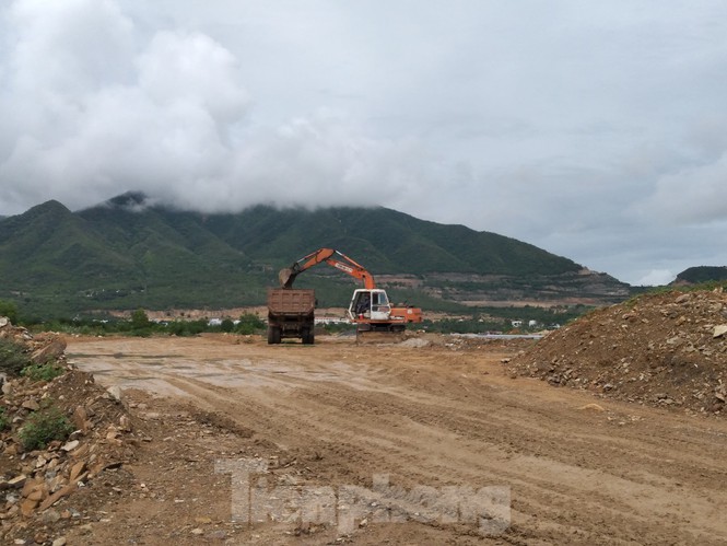 Xây chui cả khu đô thị sinh thái tại Nha Trang - Ảnh 10. Xây chui cả khu đô thị sinh thái tại Nha Trang - Ảnh 10.