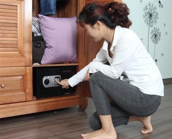 Vị trí đặt két sắt trong phòng ngủ Vị trí đặt két sắt trong phòng ngủ