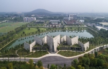 Đã đến lúc phải nhìn thẳng vào vấn đề đất đai 