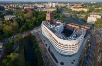 Ngắm Trung tâm OVO Warsaw diện mạo cong lượn độc đáo