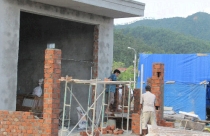Bí thư “vi hành”, đình chỉ dự án
