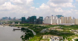 “Đại gia điếu cày” lén xây vượt tầng cao ốc ở Nha Trang?