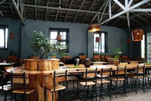 Mầu sơn nhà đẹp dành cho quán cafe phong cách cổ điển